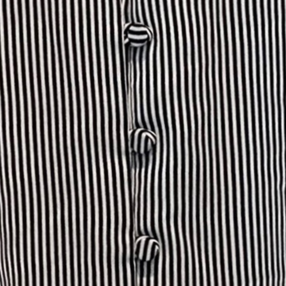 Loft Black White Striped Button Sleeveless Top XSP - Picture 3 of 7